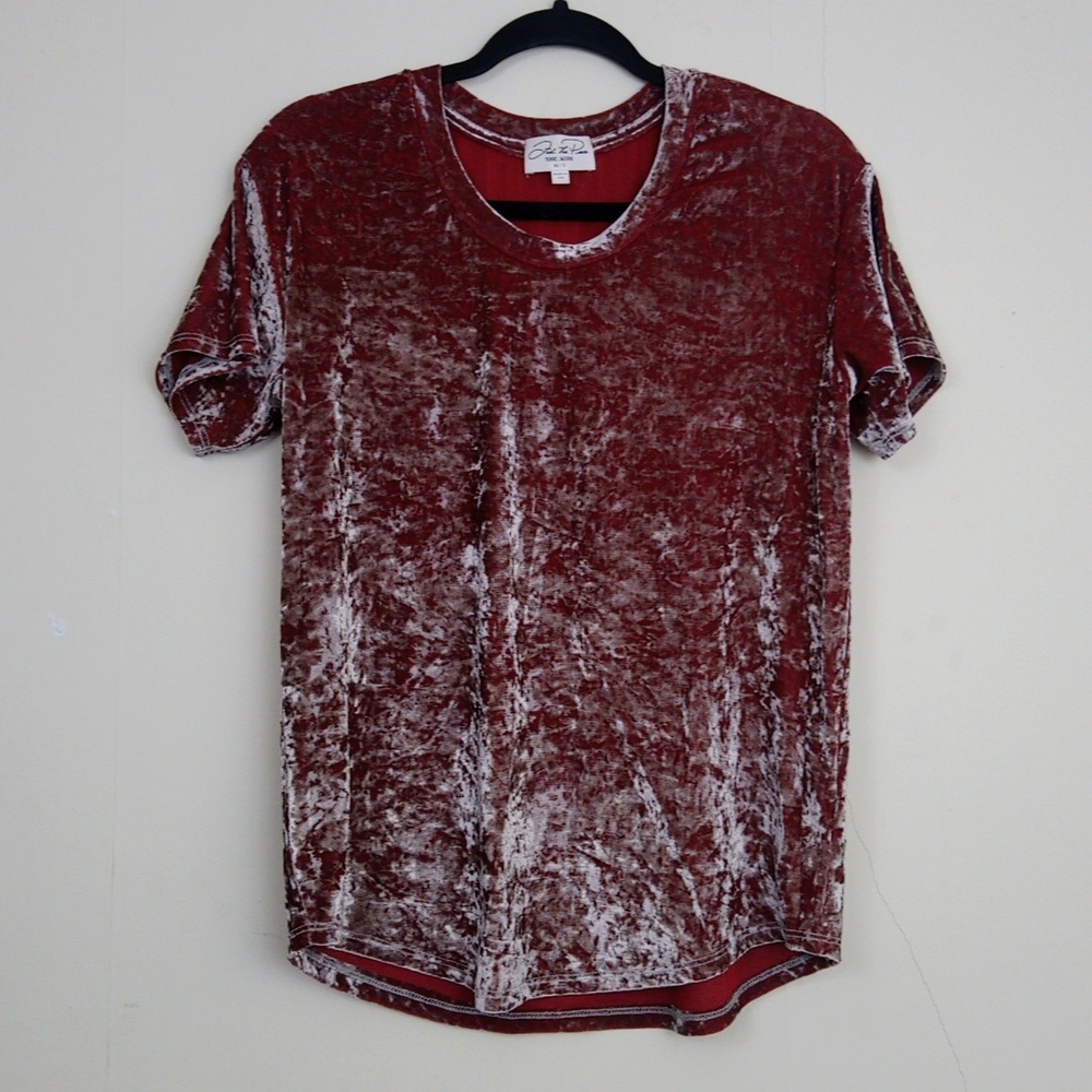 Terre Jacobs Feel the Piece Wine Crushed Velvet Short Sleeve Blouse Top